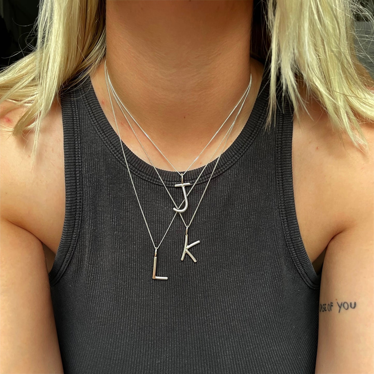 initial pendant • mto