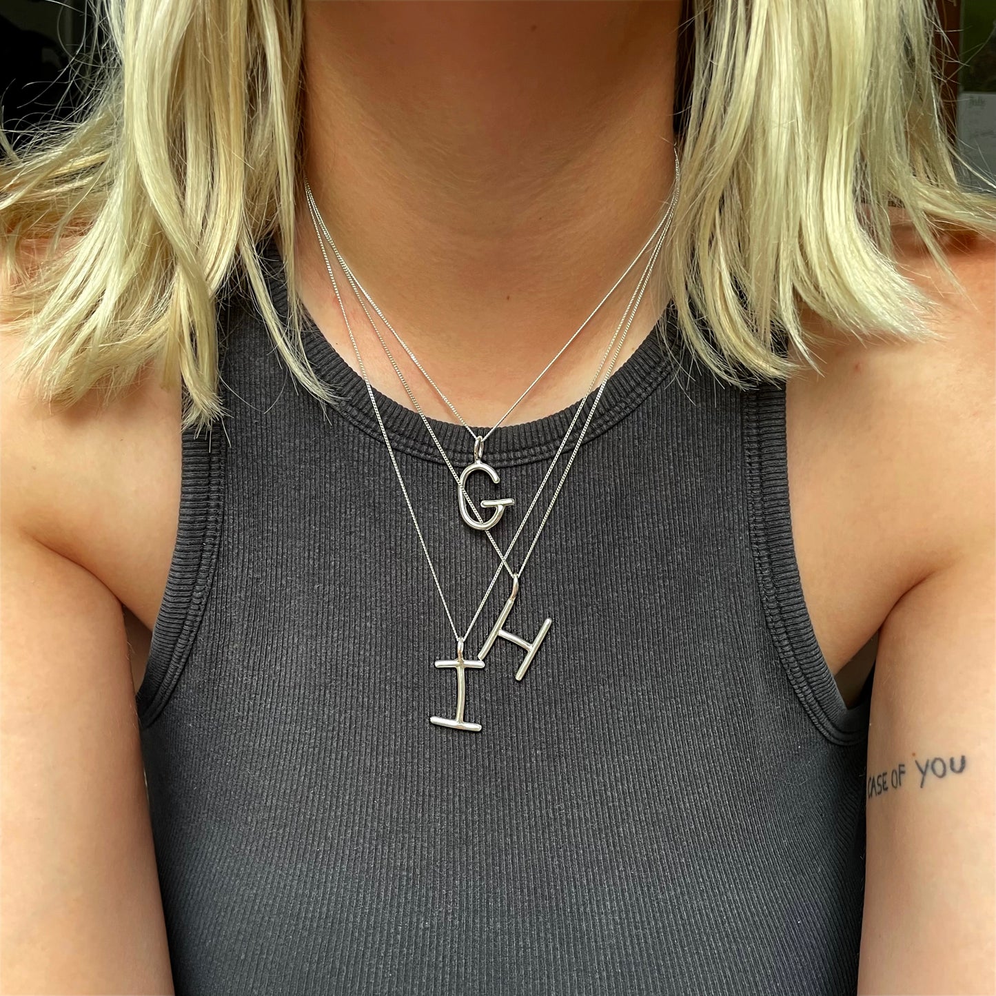initial pendant • mto