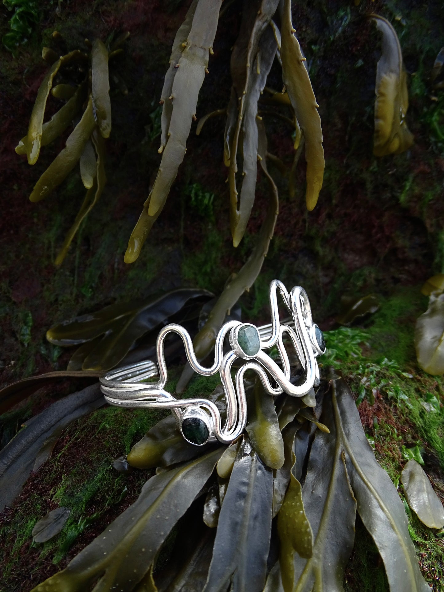 seaweed cuff