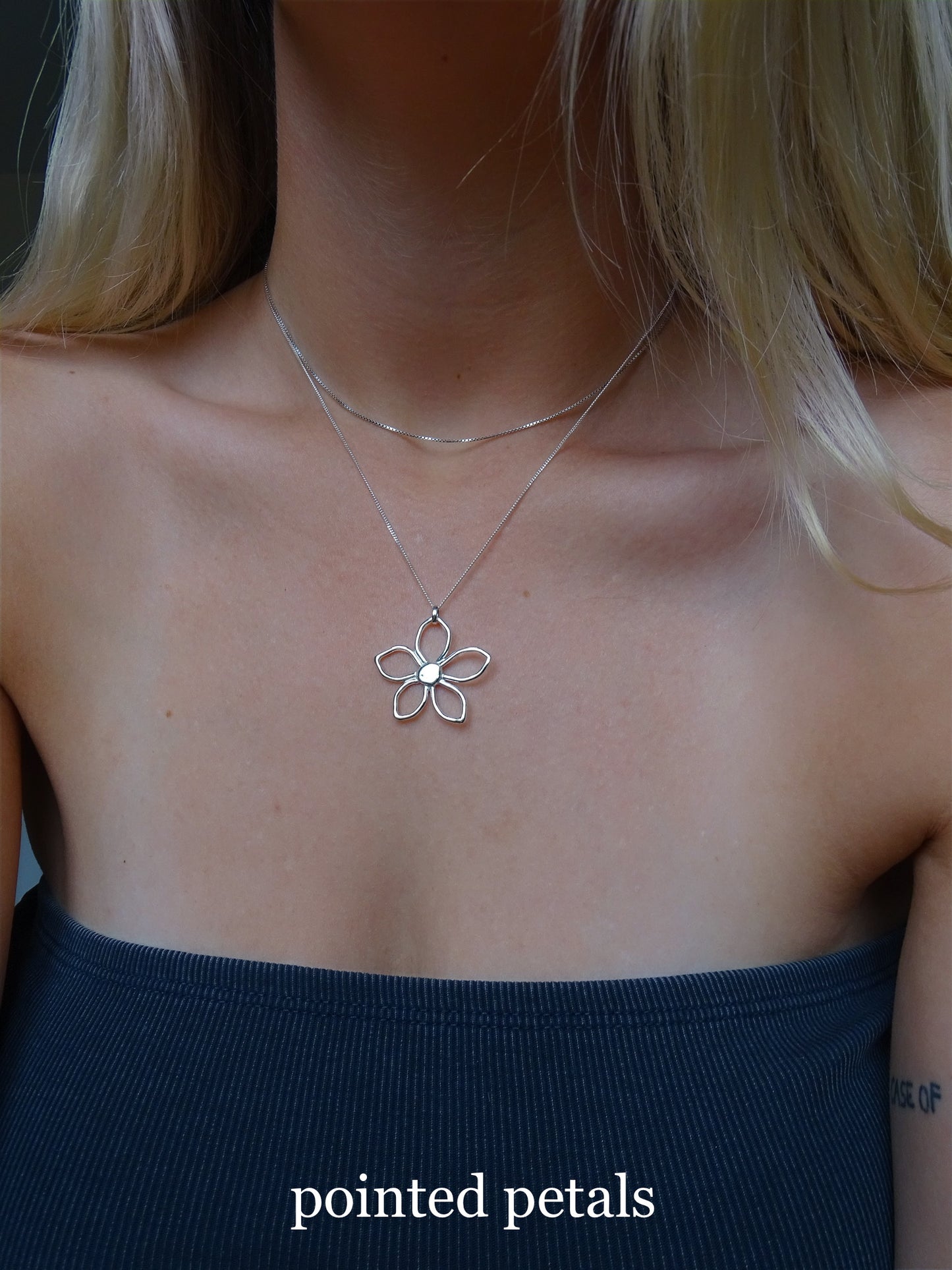fleur pendant • mto