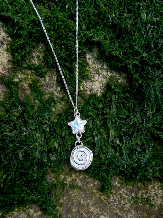 pearl spiral drop pendant