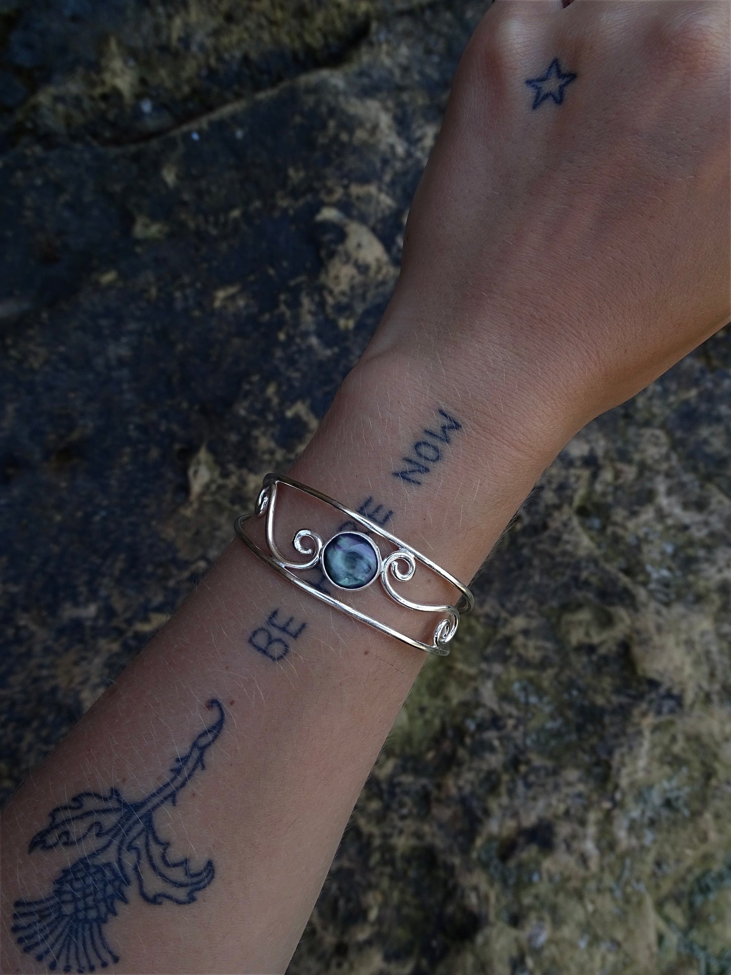 swirl cuff