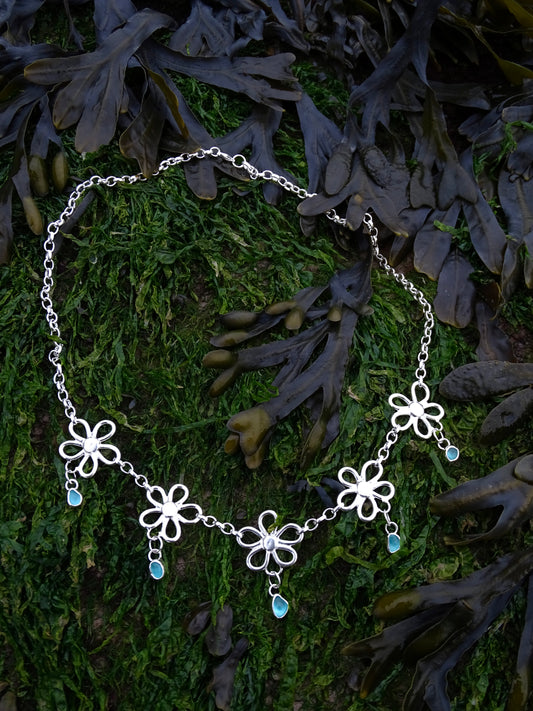 daisy chain • blue seaglass