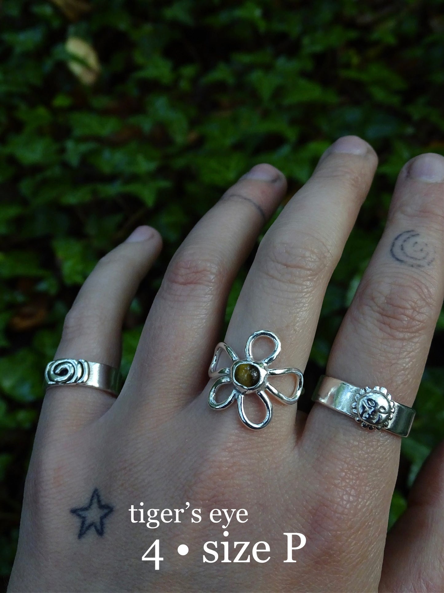 fleur rings • gemstones