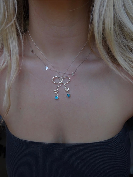bow pendant