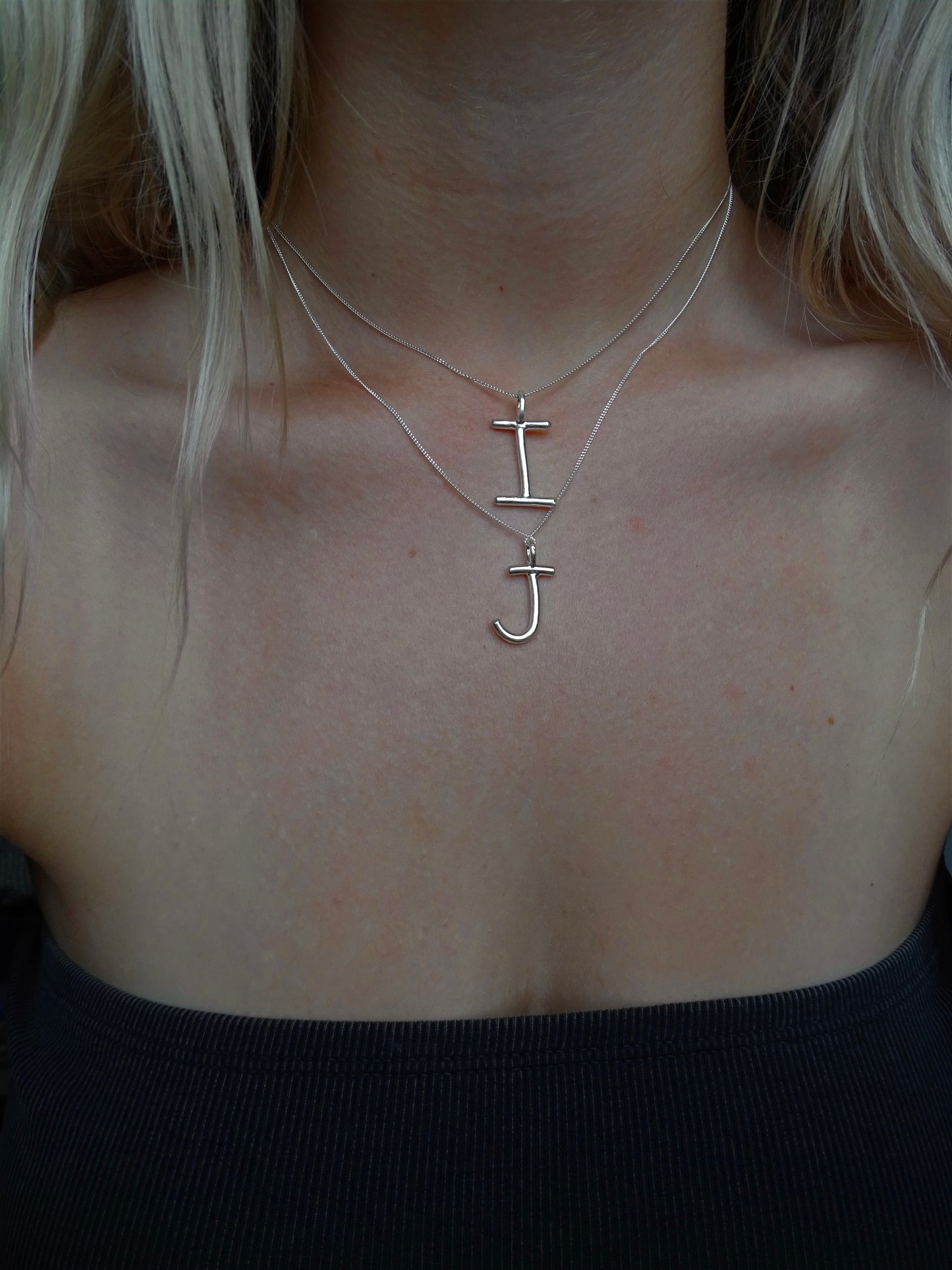initial pendant • mto