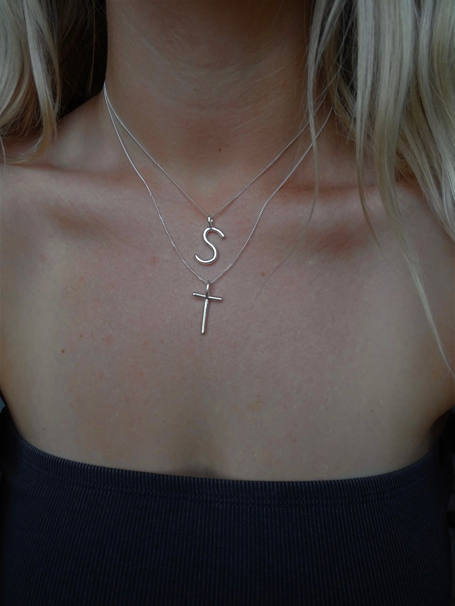 initial pendant • mto