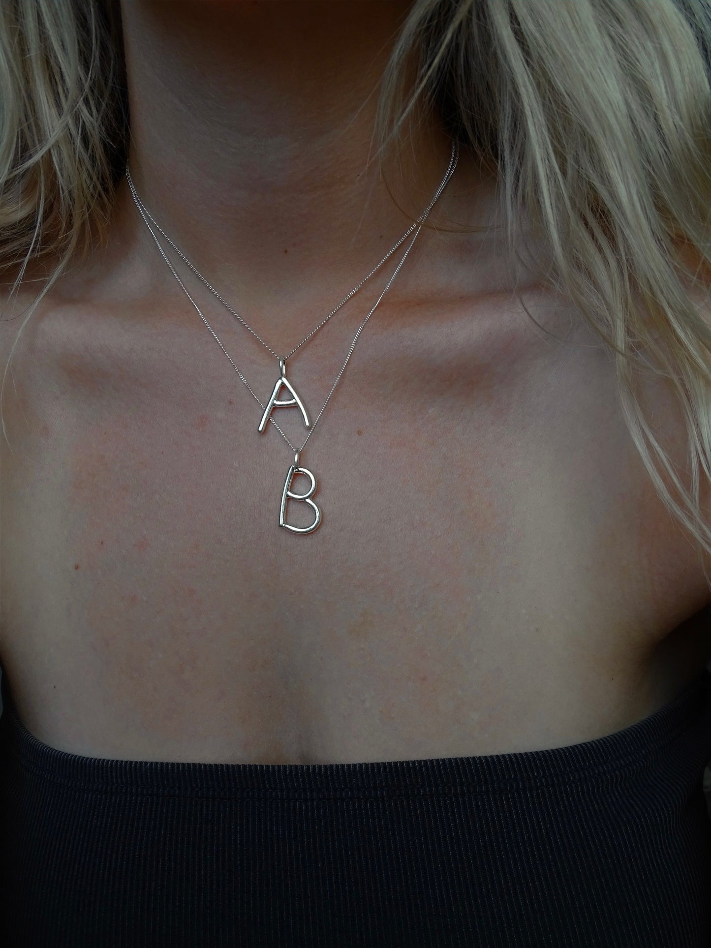 initial pendant • mto