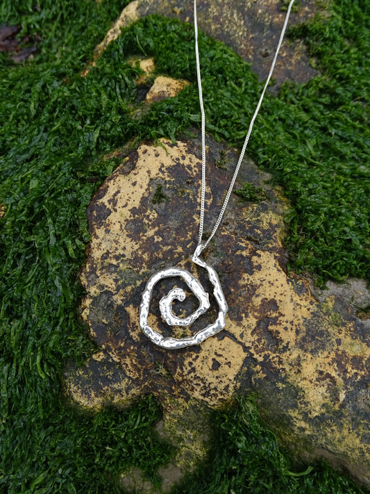 molten spiral pendant