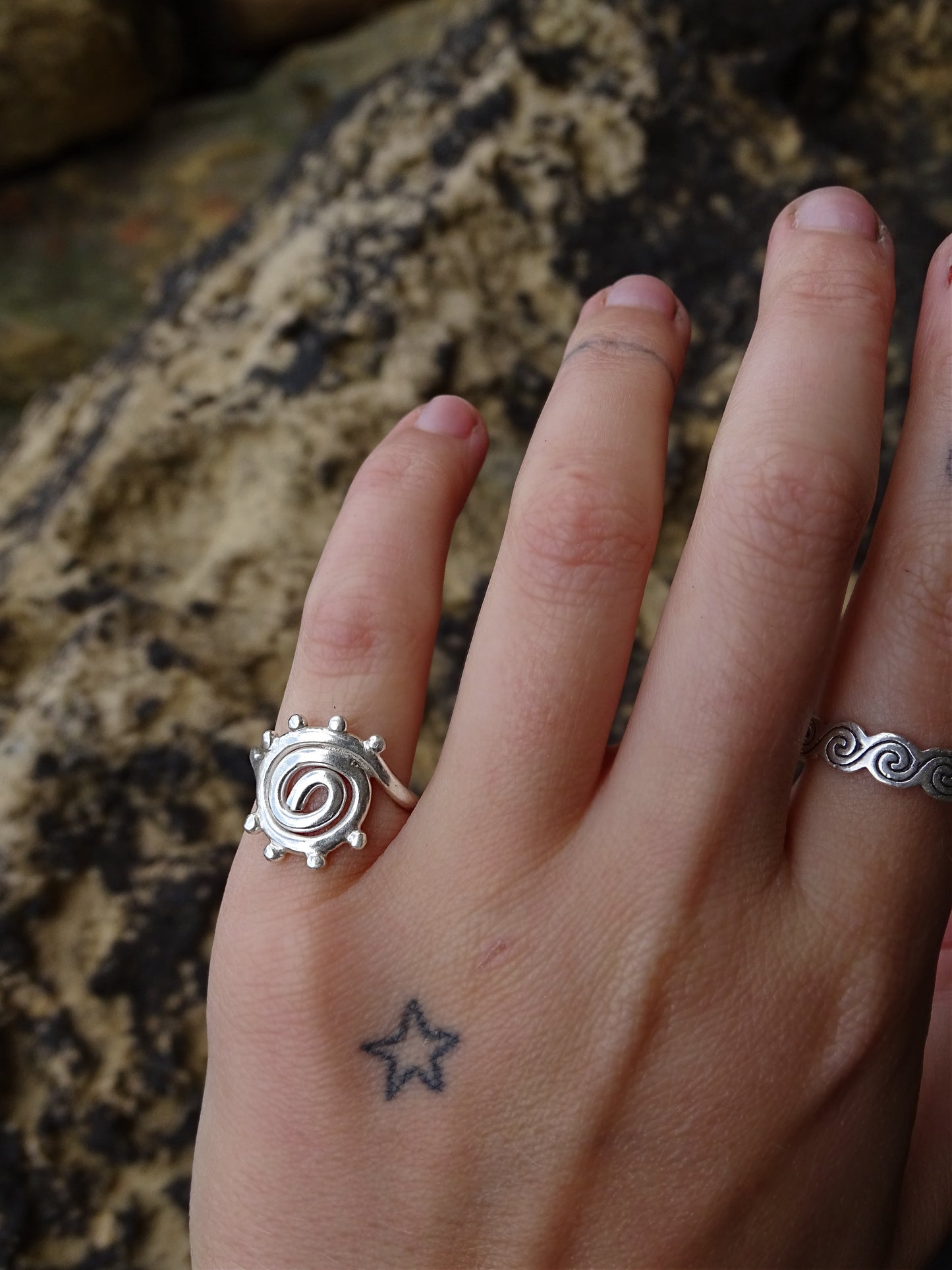 blobby spiral ring • size J