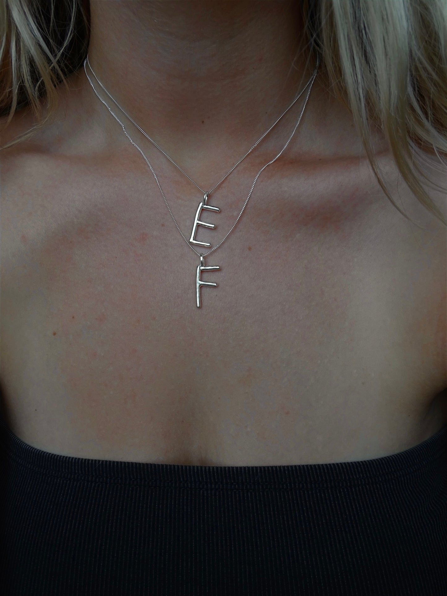 initial pendant • mto