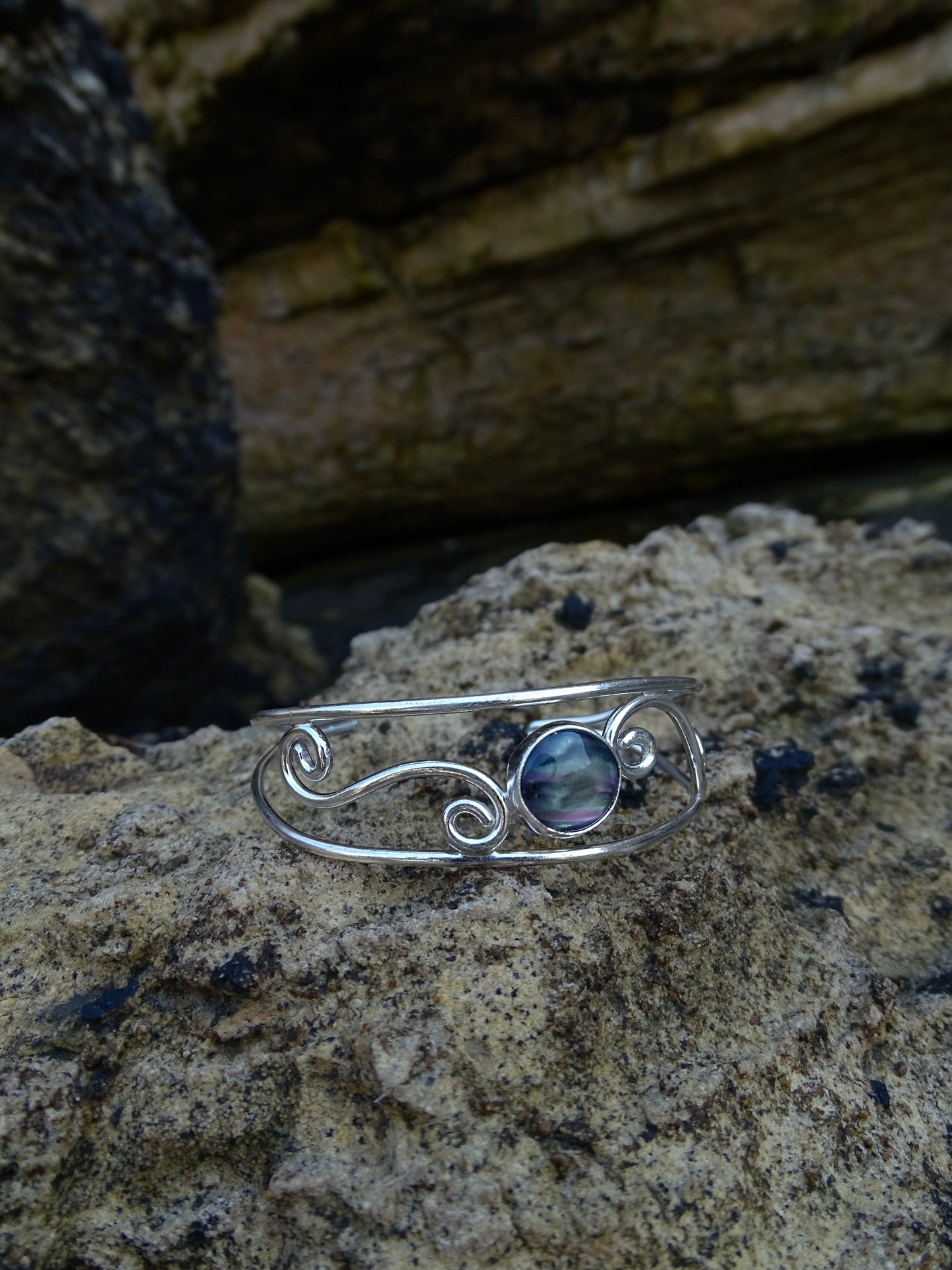 swirl cuff